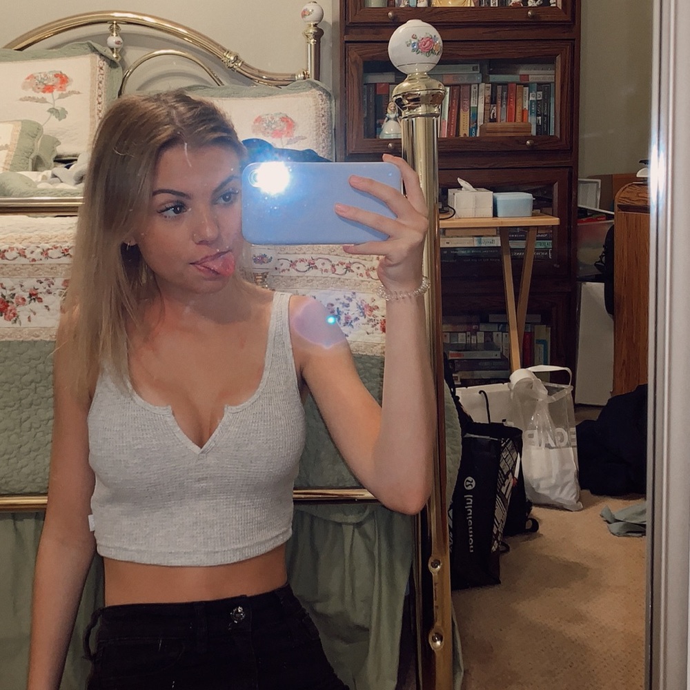Cute grey tank top